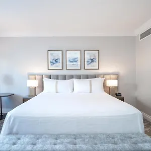 Отель The Sutton Place, Ванкувер